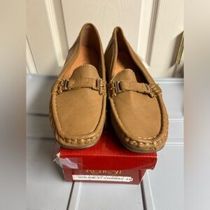 Refresh Cognac Tan Loafers